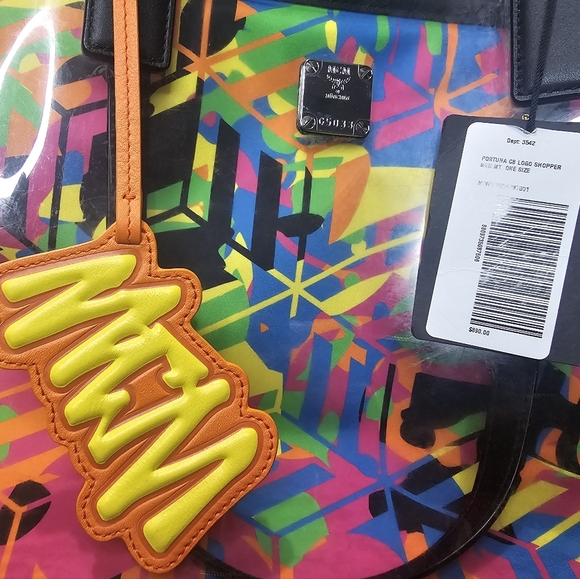 NWT MCM Portuna Medium Clear Graphic Logo Aren Cube Leather Trim Shopper Tote - Picture 5 of 17